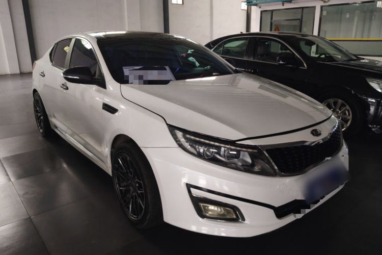 Used Kia K5 2014 2.0L Automatic LUXURY Front Right 45 Deg