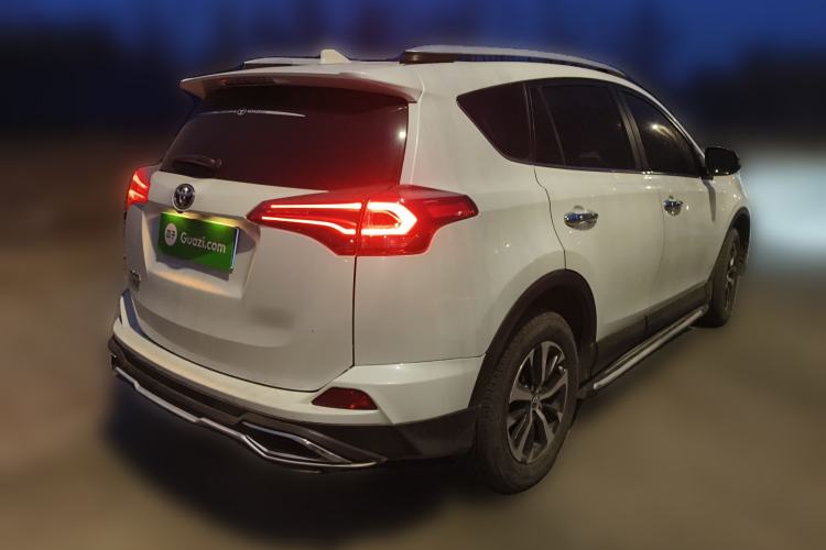 Used Toyota RAV4 2016 2.0L CVT Two-Wheel Drive Fashion Edition China V Standard