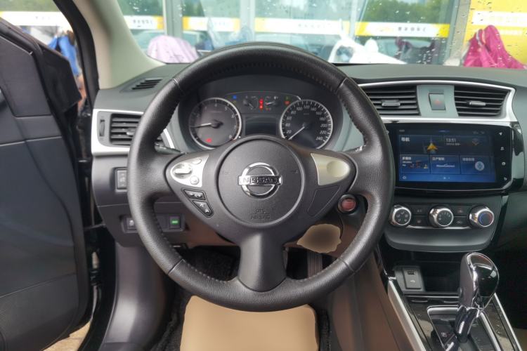 Used Nissan Sylphy 2019 1.6XV CVT Smart Connect Luxury Edition China VI Standard Steering Wheel