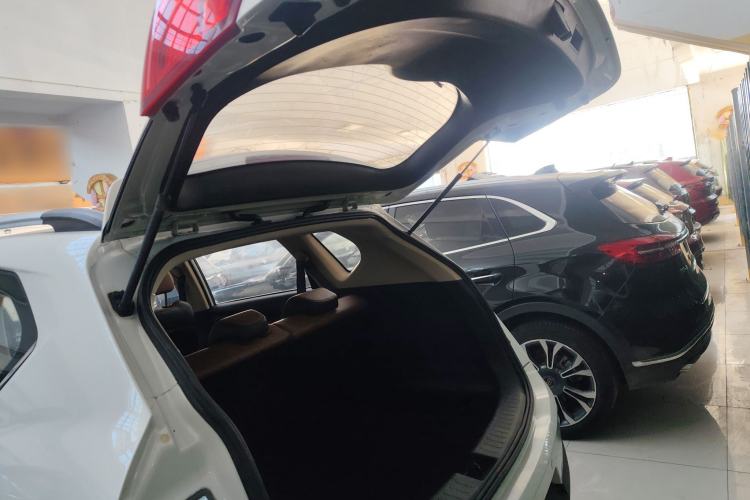 Used Baojun 560 2017 Rhythmic Edition 1.5T Manual Enjoyment Model
