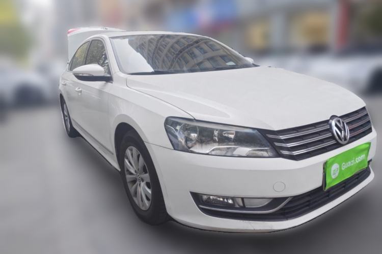 Used Volkswagen Passat 2013 1.8TSI DSG Prestige Edition Front Right 45 Deg