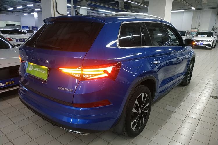 Used Skoda Kodiaq 2022 TSI330 7-Seater Two-Wheel-Drive Luxury Edition