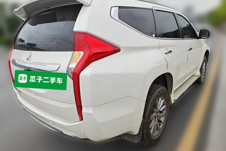 Used Mitsubishi Pajero Sport  Rear Right 45 Deg