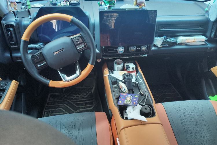 Used Haval Raptor New Energy 2023 Hi4 102 Exploration Edition Center Console