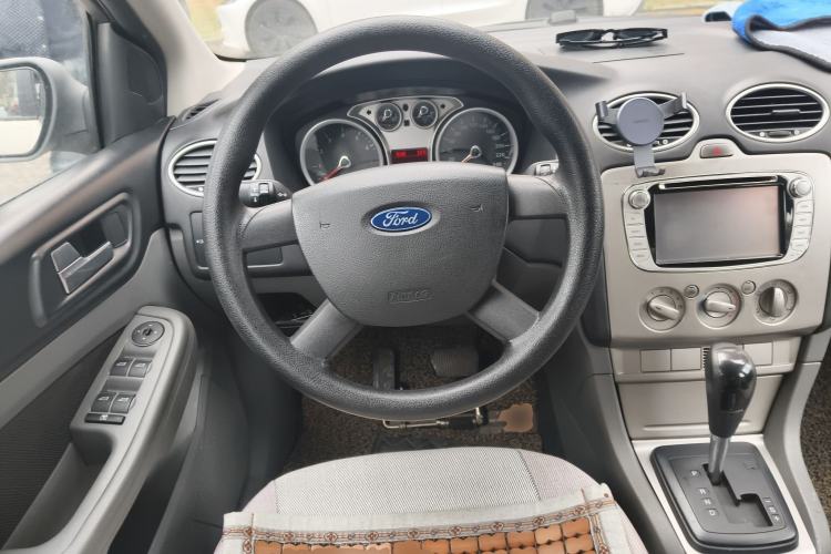 Used Ford Focus 2013 Hatchback Classic 1.8L Automatic Base Model
