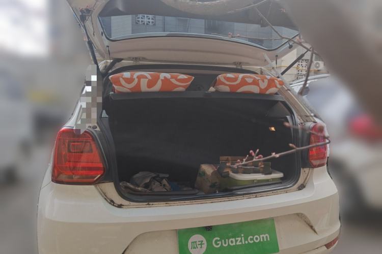 Used Volkswagen Polo 2016 1.4L Manual Fashion Model
