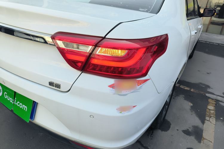 Used Geely Auto Vision 2019 Upgraded Model 1.5L Manual Luxury Version China VI Standard