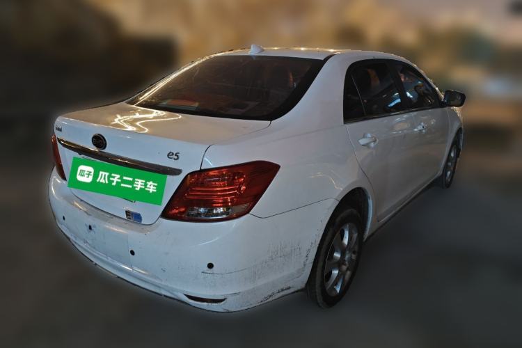 Used BYD e5 2017 300 Prestige Edition
