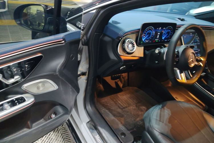 Used Mercedes-Benz EQE 2022 350 Pioneer Edition