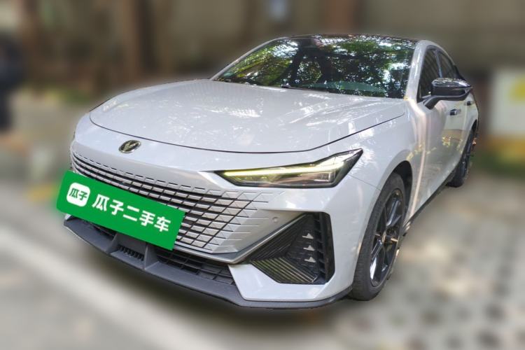 Used CHANGAN UNI-V iDD 2023 ZhiDian iDD 1.5T 113km ZhiKu Model Guazi used car, China used car export, Used car for sale, Used cars, Cheapest cars for sale