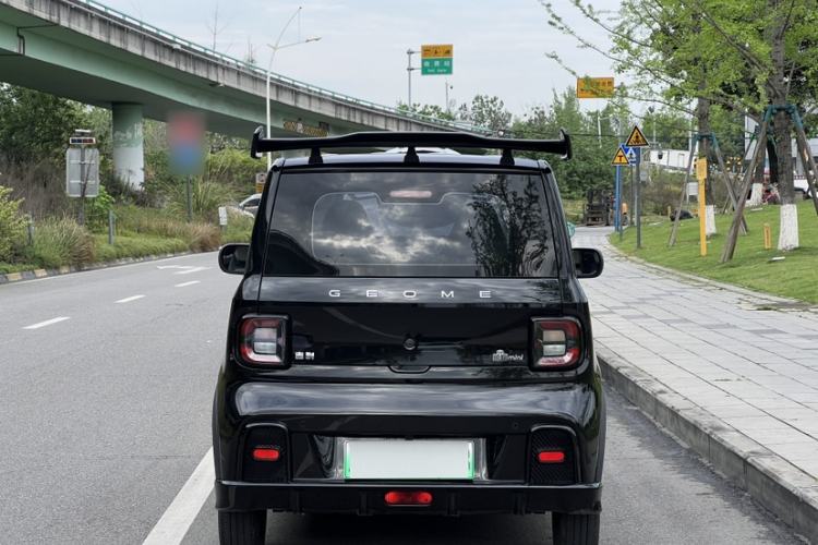 Used Geely Galaxy Panda 2025 210km Panda Kart Exterior 6