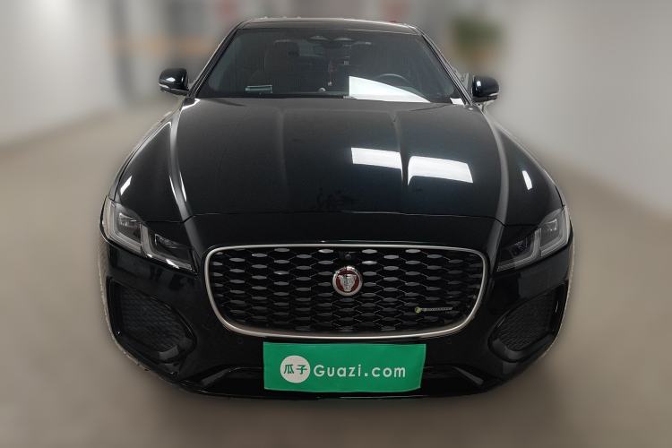 Used Jaguar XFL 2023 XFL 2.0T P250 Two-Wheel-Drive Prestige Luxury Gold Edition Front