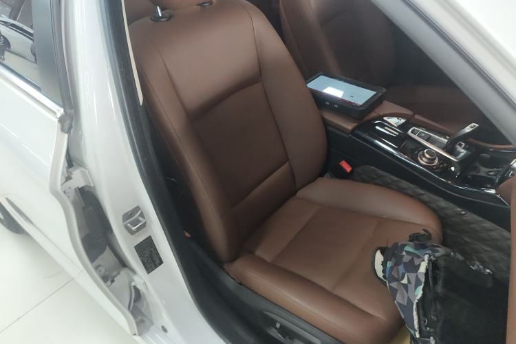 Used BMW 5 Series 2015 520i Elegant Edition