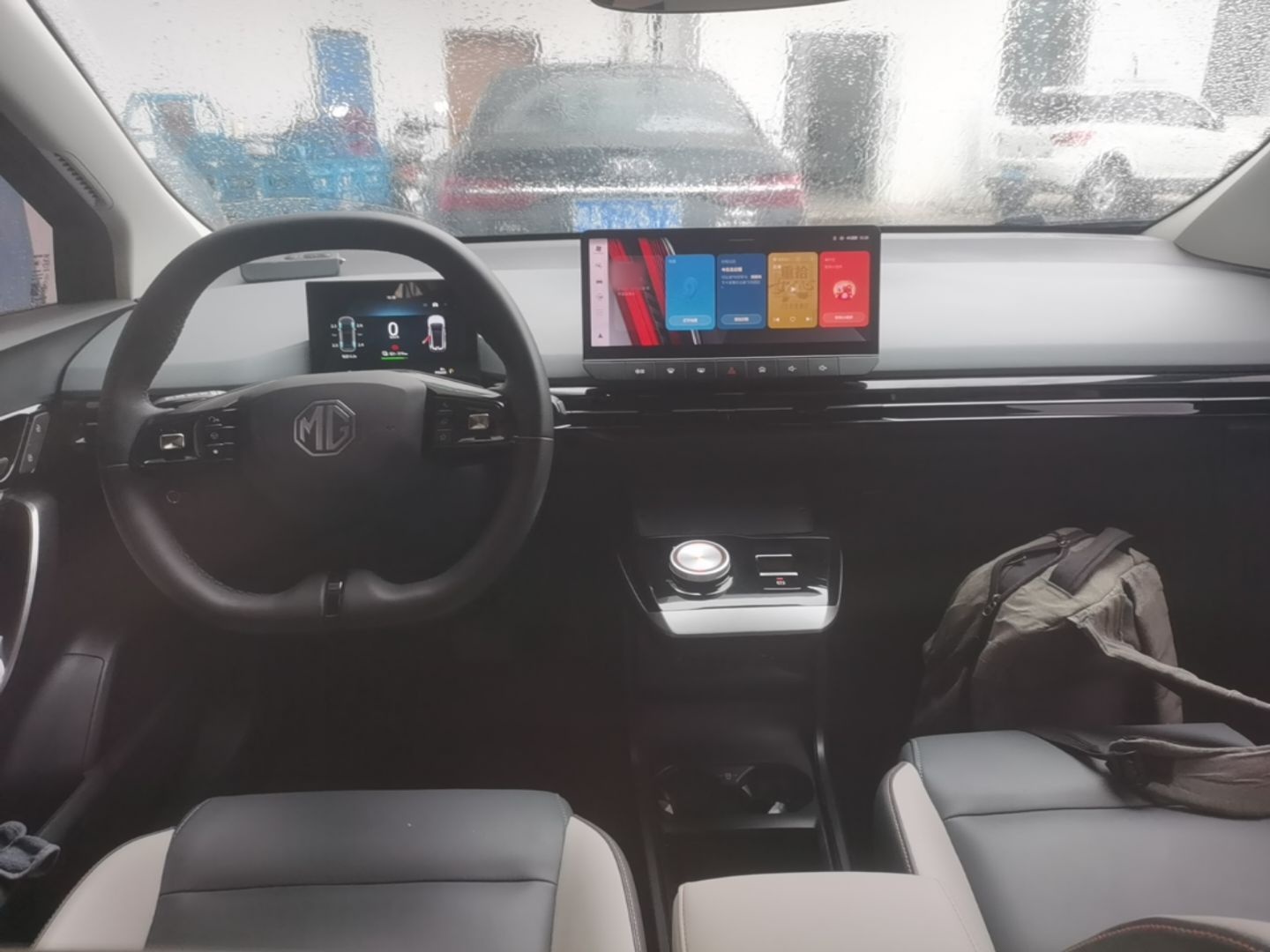 MG 4 EV 2023 415 km Range Sea-Faring Champion Edition — снимка 12