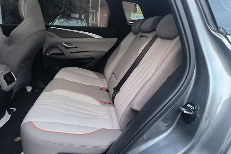 Used BYD Song Pro New Energy 2024 HONOR Edition DM-i 71KM Beyond Model Left Rear Seat