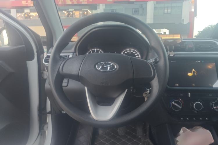 Used Hyundai Verna (older generation) 2017 1.4L Manual Refreshed Version China V Standard
