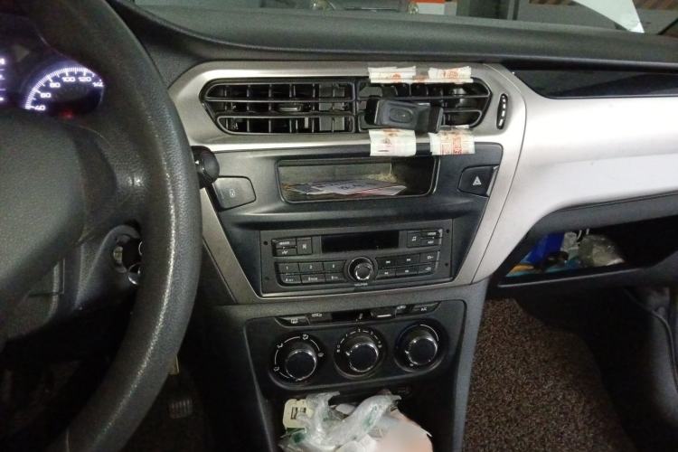 Used Peugeot 301 2018 1.6L Manual Comfort Edition Audio And AC Panel