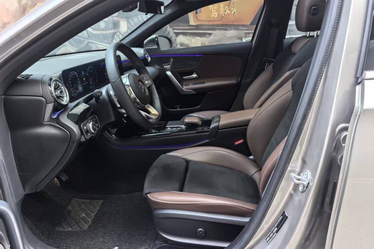 Used Mercedes-Benz A-Class 2020 Restyled A 200 L Sport Sedan Fashion Version Left Front Seat