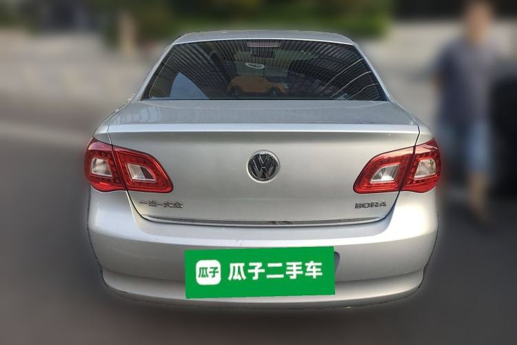 Used Volkswagen Bora 2011 1.6L Automatic Fashion Edition
