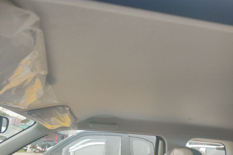 Used CHANGAN NEVO Lumin 2026 Model Treasure Edition 205km Passionate Beige Ningde Headliner