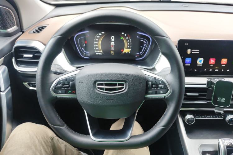 Used Geely Auto Coolray 2019 260T DCT Explorer China VI Standard