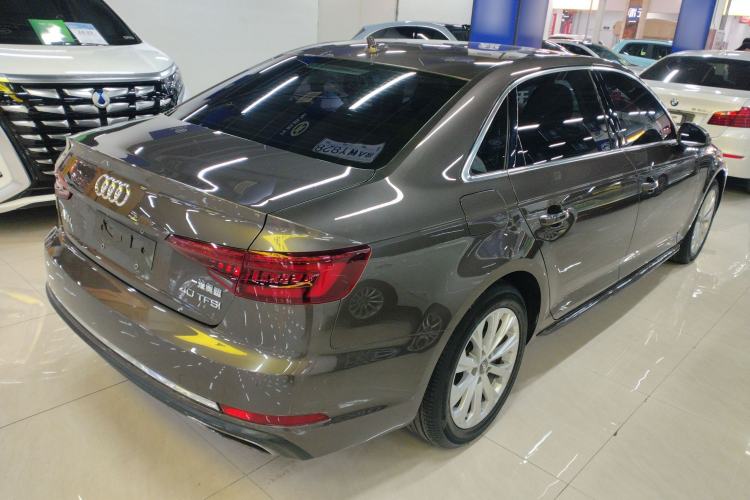 Used Audi A4L 2019 40 TFSI Ambition China VI
