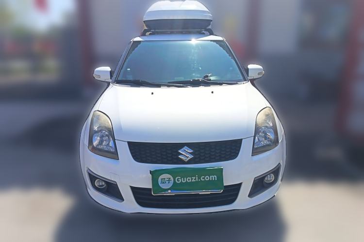 Used Suzuki Swift 2015 1.5L Manual Limited Edition