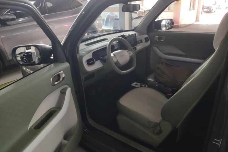 Used Geely Galaxy Panda 2025 210km Panda Rider Left Front Seat