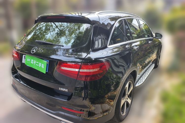 Used Mercedes-Benz GLC 2019 GLC 260 L 4MATIC Luxury Model Rear Right 45 Deg