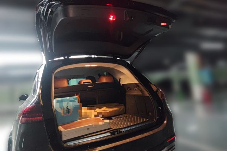 Used Mercedes-Benz GLE 2025 GLE 450 4MATIC Fashion Edition Trunk