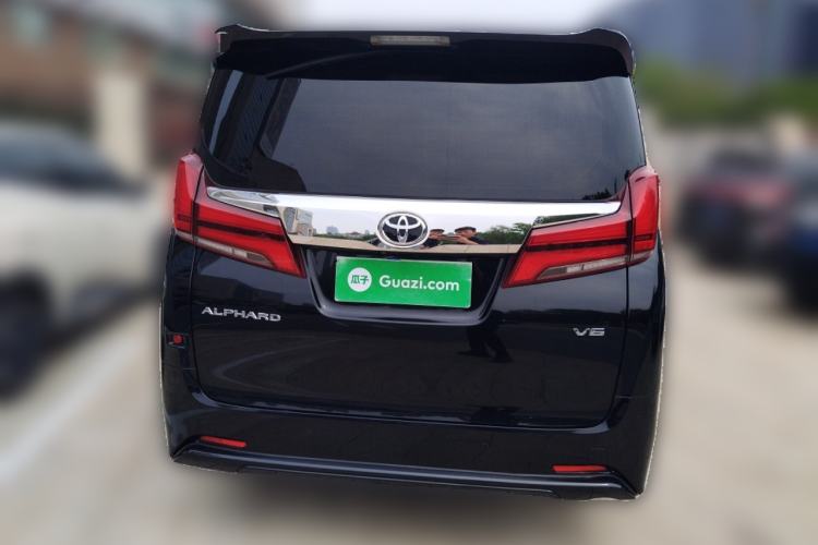 Used Toyota Alphard 2018 Revised Version 3.5L Luxury Edition Exterior 4