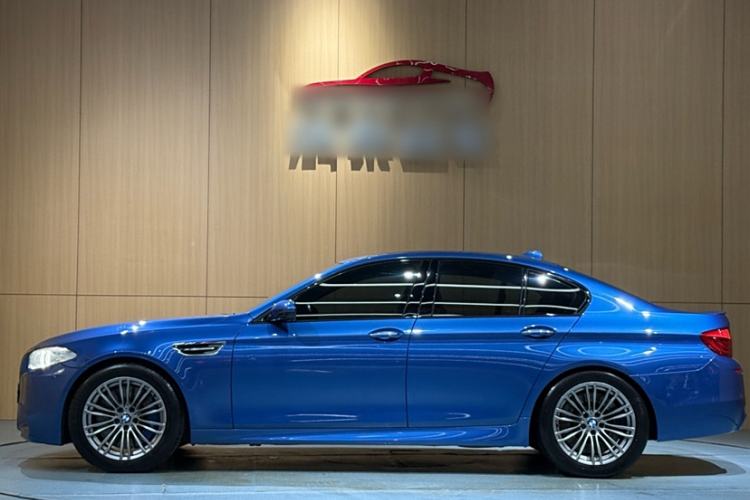 Used BMW M5 2012 M5