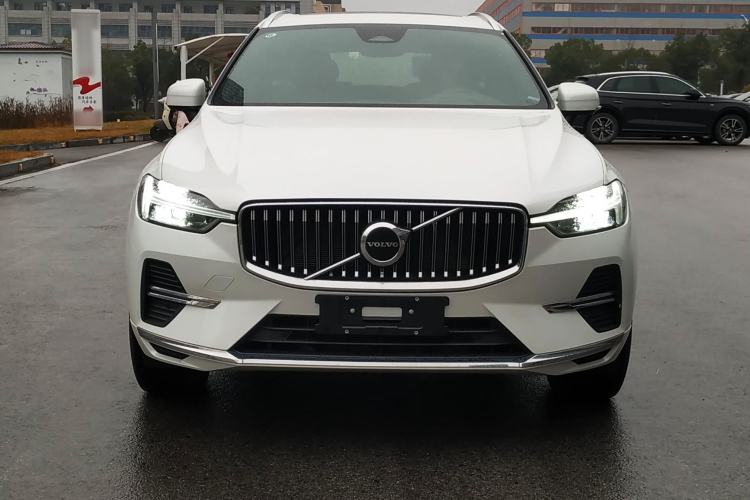 Used Volvo XC60 2025 B5 Four-Wheel Drive Smart & Advanced Luxury Edition