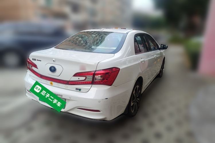Used BYD Qin New Energy 2015 1.5T Dual-Crown Flagship Plus Edition
