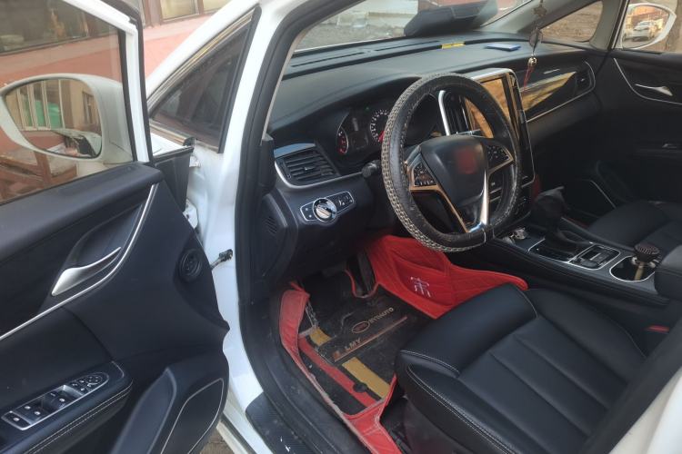 Used BYD Song MAX 2017 1.5T Automatic Smart Connect Luxury 7-Seater Driver Seat