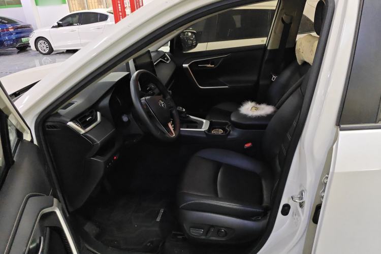 Used Toyota RAV4 2020 2.0L CVT Two-Wheel Drive Fashion PLUS Edition