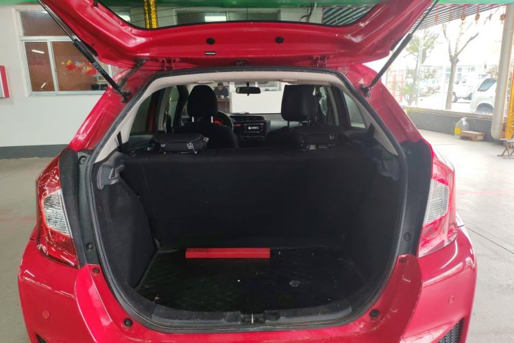 Used Honda Fit 2014 1.5L LX CVT Comfort Model Trunk