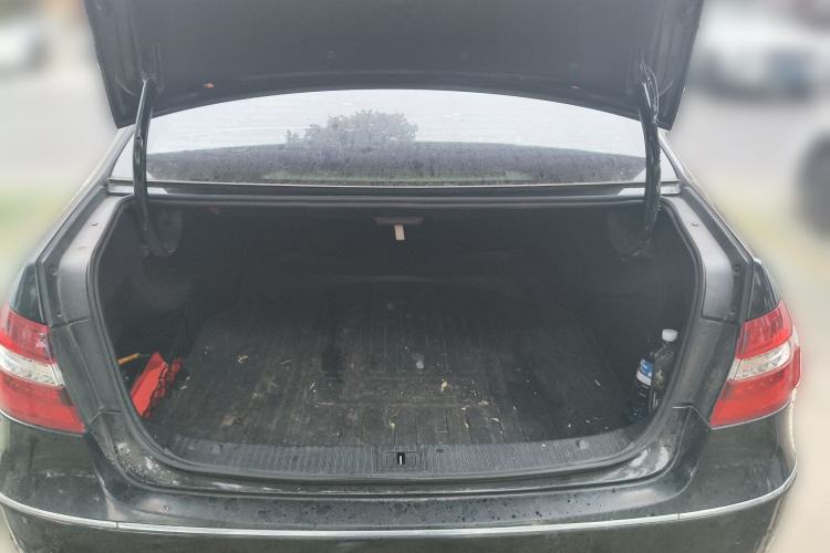 Used Mercedes-Benz E-Class 2010 E 200 CGI Elegant Model