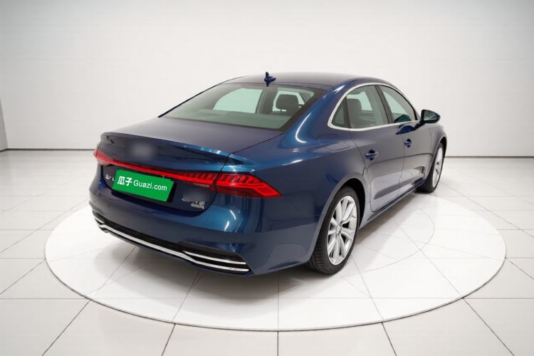 Used Audi A7L 2024 45TFSI quattro S-line Visionary Edition Flow Crystal Package
