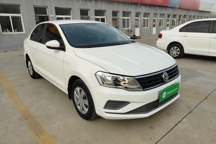 Used Volkswagen Jetta 2017 1.4L Manual Fashion Edition
