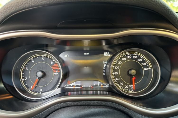 Used Jeep Cherokee 2016 2.4L Superior Edition