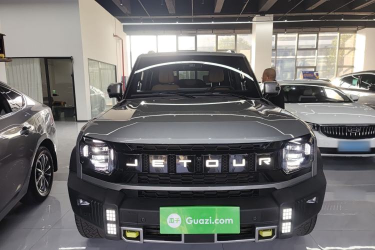 Used JETOUR Traveler 2023 2.0T All-Wheel Drive CrossPRO+
