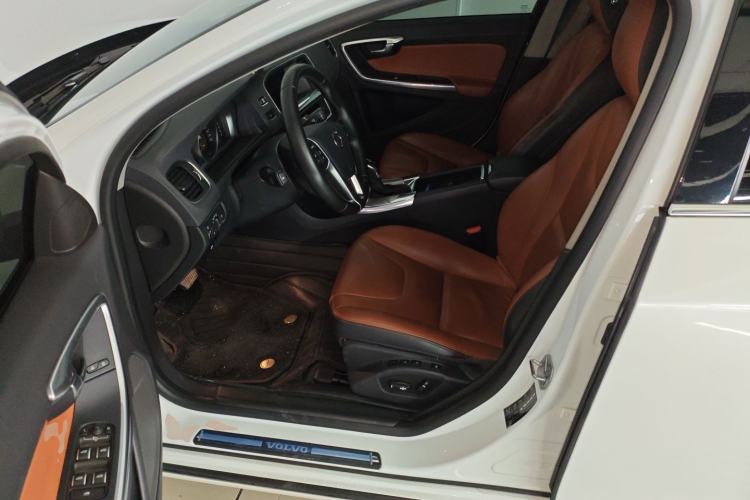 Used Volvo S60 2019 S60L Facelift T5 Intelligent Advanced Edition