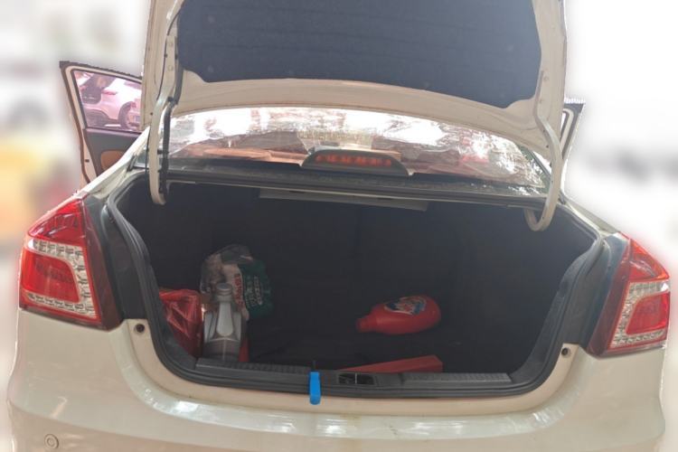 Used Geely Auto Diamond 2016 1.5L Manual Elite Edition
