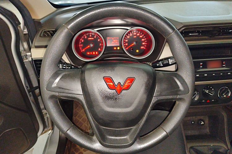 Used Wuling Hongguang 2021 1.5L Revised S Standard Version Hydraulic-Power-Assisted LAR