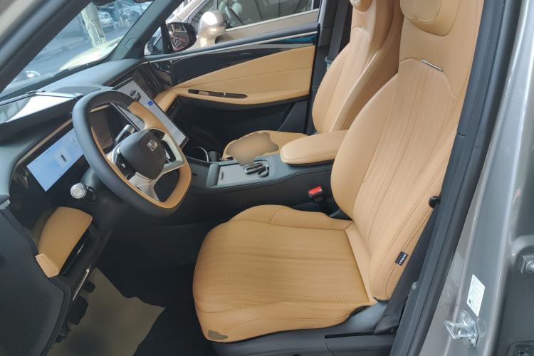 Used Geely Galaxy L7 2024 1.5T 115 km PLUS Dragon Edition Left Front Seat