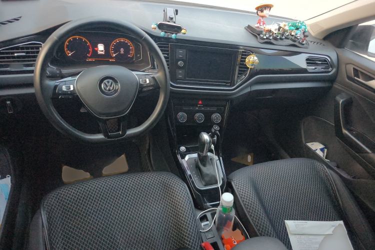 Used Volkswagen T-ROC 2020 280TSI DSG Two-Wheel Drive Comfort Version Interior 2