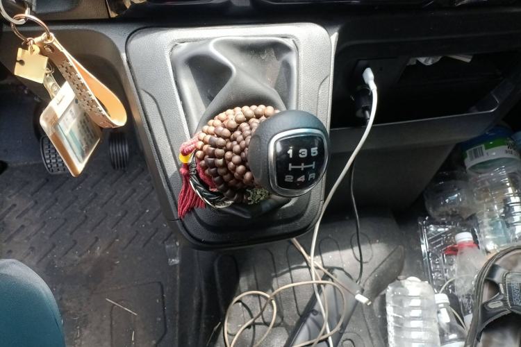 Used Iveco Daily 2023 2.5T A37M1 Long Wheelbase Mid-Roof Dual-Tire Side-Sliding Doors 5-9 Seats
