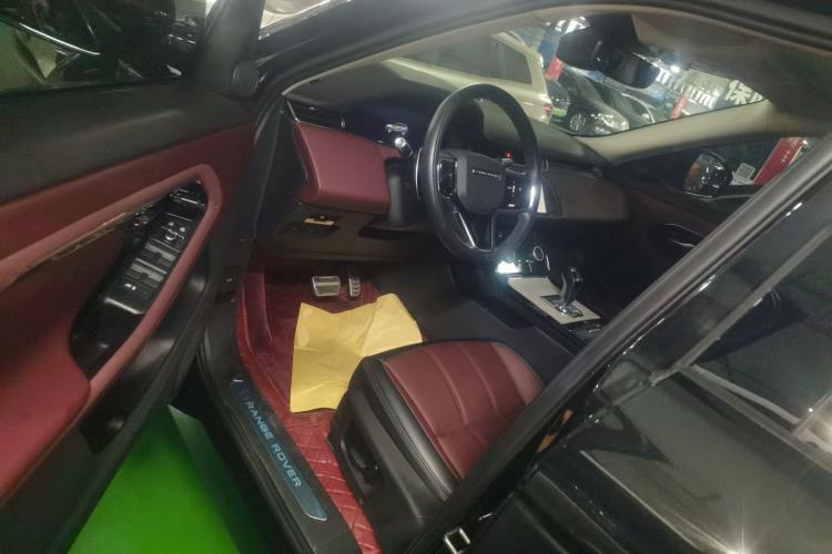 Used Land Rover Range Evoque 2021 Range Rover L 249 PS R-Dynamic SE Luxury Edition Driver Seat