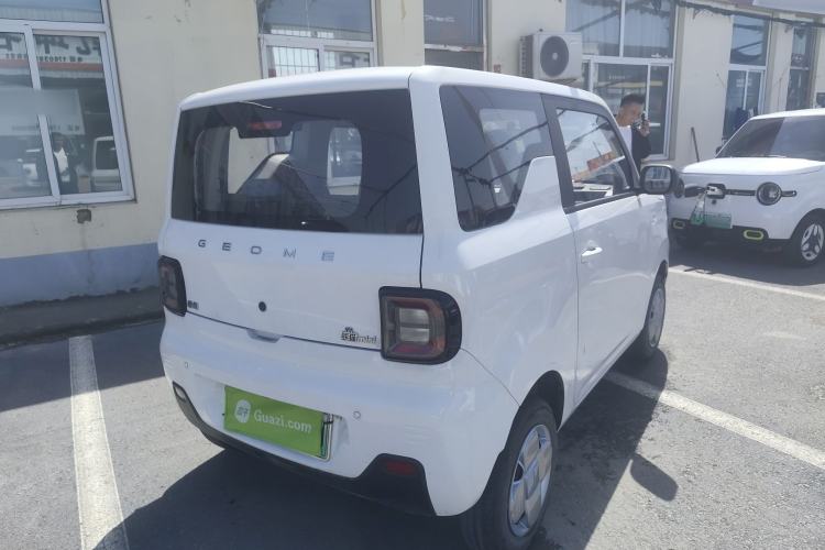 Used Geely Galaxy Panda 2024 Panda Mini 200km Endurance Bear
